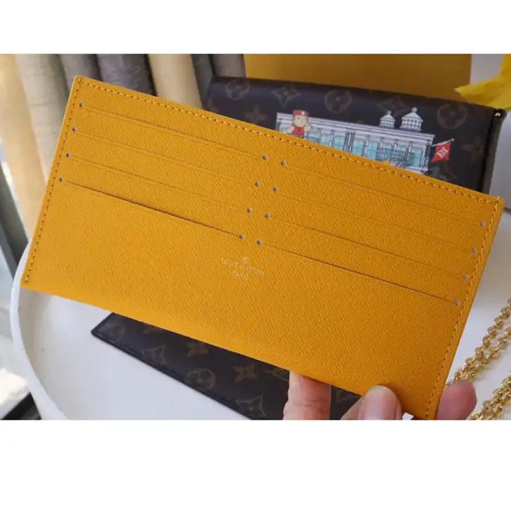 Fashionrepsfam ru 2210DJ0004 Bag LV 0601